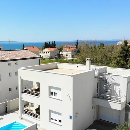 Apartamento Luxury With Pool