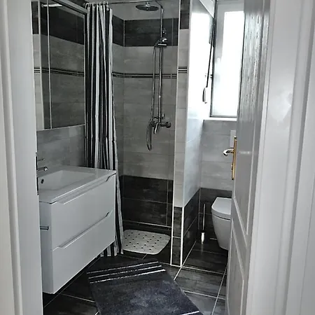 Luxury With Pool Apartamento Privlaka (Zadar)
