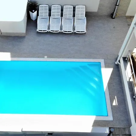 Luxury With Pool * Privlaka (Zadar)